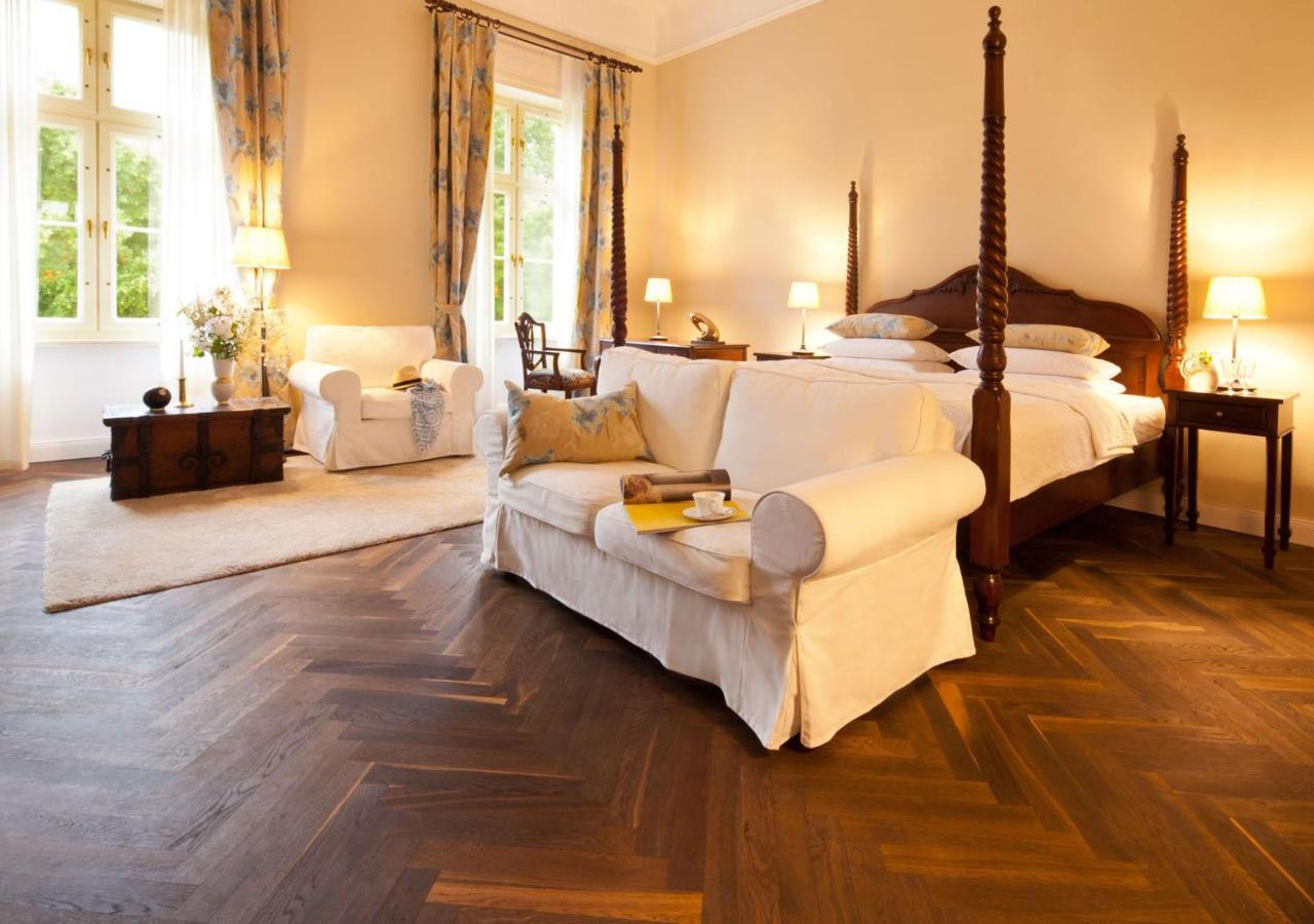 Schlosshotel Ziethen Kremmen Esterno foto